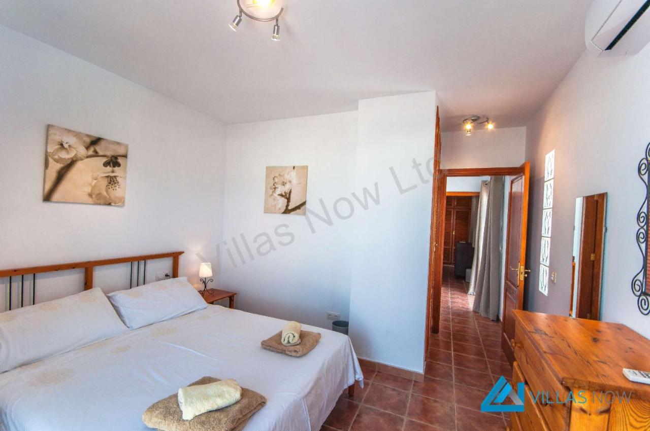 158 - Villa Elana Presented By Villas Now Ltd Коста Бланка Экстерьер фото